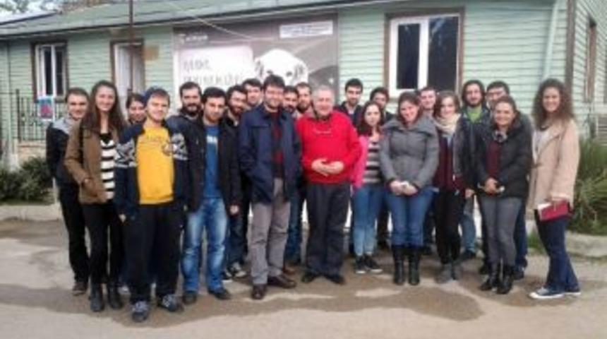 Gebze'deki Hayvan Barınağı Ders Konusu Oldu