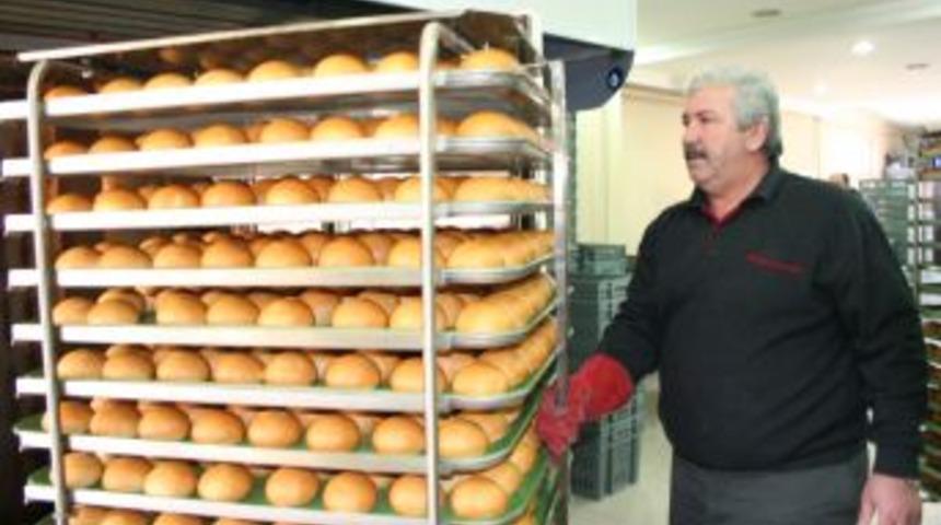 Ekmek Israfını &Ouml;nlemek I&ccedil;in 50 Gramlık Ekmek &Uuml;retiyor
