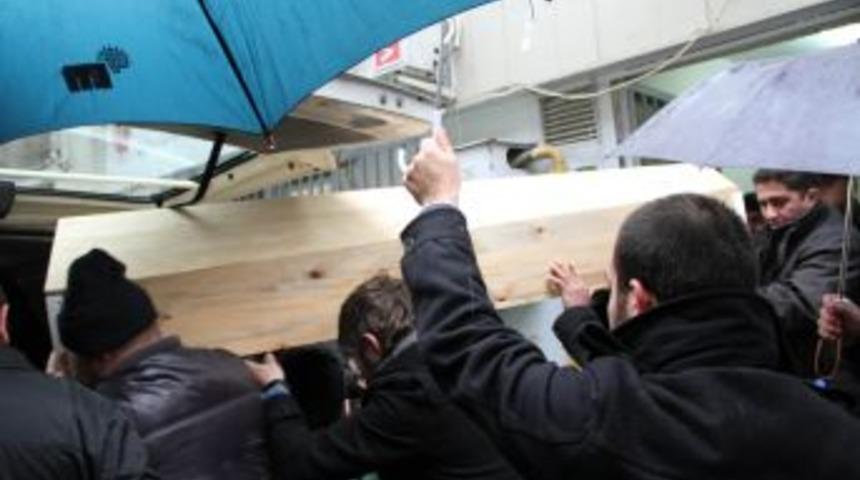 Şofbenden Zehirlenen Baba Ile Oğlu Bug&uuml;n Toprağa Verilecek