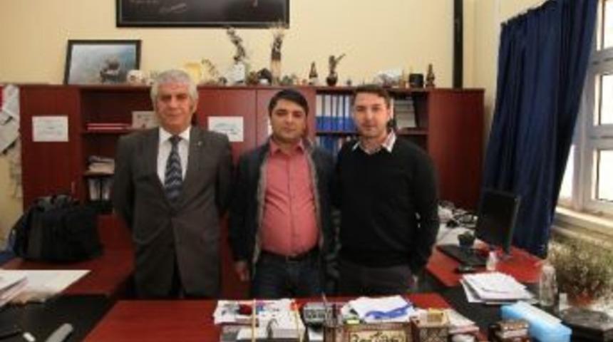 Ga&uuml;n&rsquo;de &Uuml;&ccedil; Kişiye Sanat&ccedil;ı Unvanı Verildi