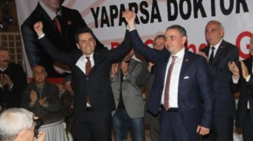 Akhisar Chp Teşkilatında Temay&uuml;l Yoklamasında Bakırlıoğlu &Ccedil;ıktı
