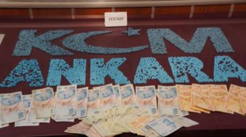 Kayısı Paketiyle Uyuşturucu Sevkiyatı Polise Takıldı