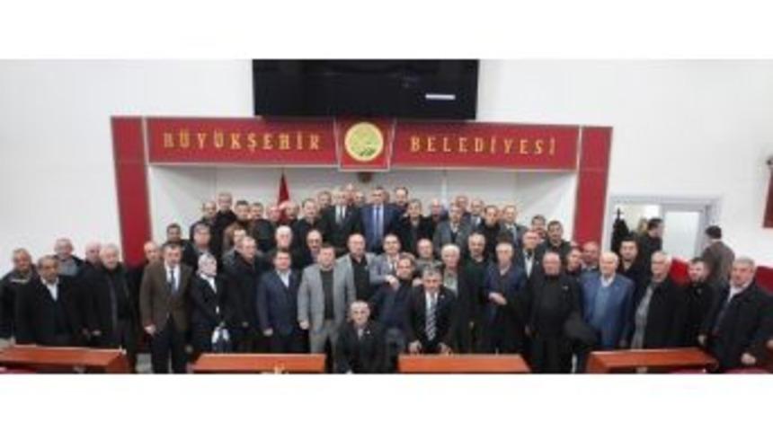 Başkan To&ccedil;oğlu Muhtarları Meclis Salonunda Ağırladı