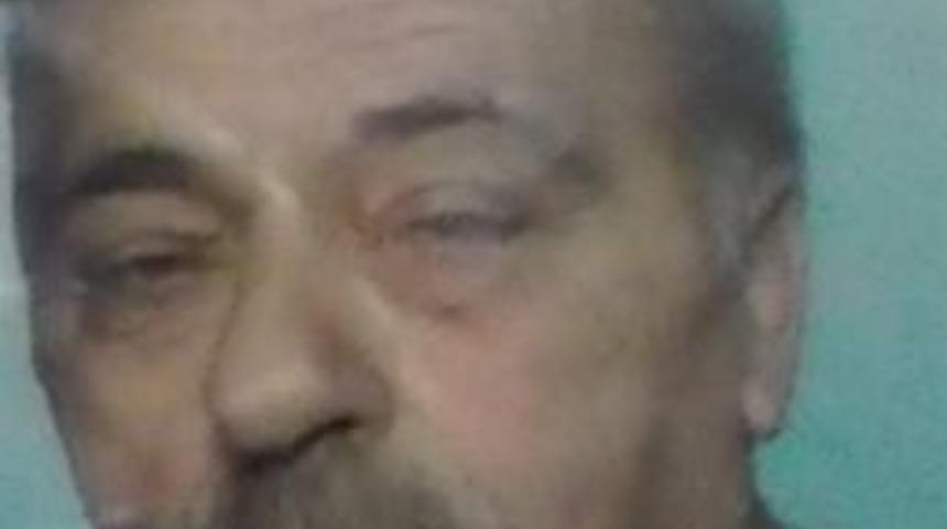 Eşinin Yanında Refakat&ccedil;i Olarak Kalan Yaşlı Adam Fenalaşarak Yaşımını Yitirdi