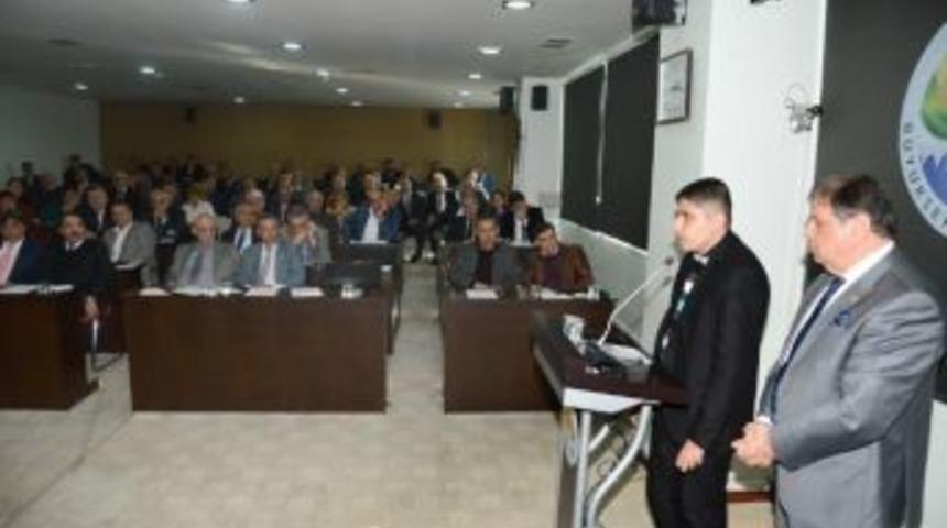 C&uuml;neyt Arat&rsquo;tan Aldırmaz&rsquo;a Teşekk&uuml;r