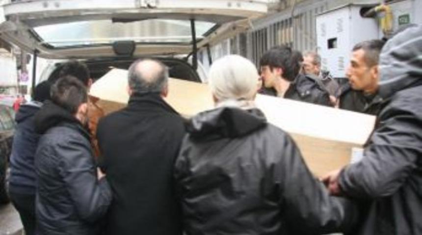 Şofbenden Zehirlenen 5 Kişinin Cenazeleri Adli Tıp'tan Alındı