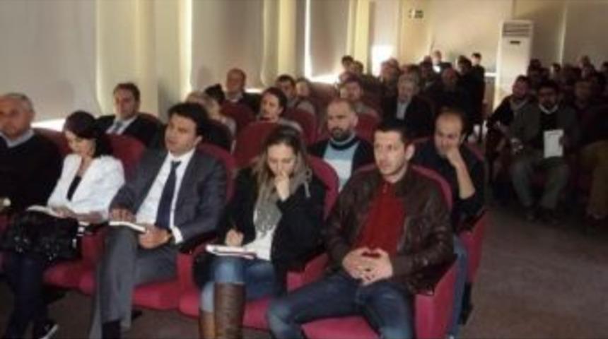 Tekirdağ&rsquo; Da Alkoll&uuml; İ&ccedil;ki &Uuml;reten İşletmelere &Uuml;r&uuml;n Doğrulama Ve Takip Sistemi Hakkında Toplantı D&uuml;zenlendi