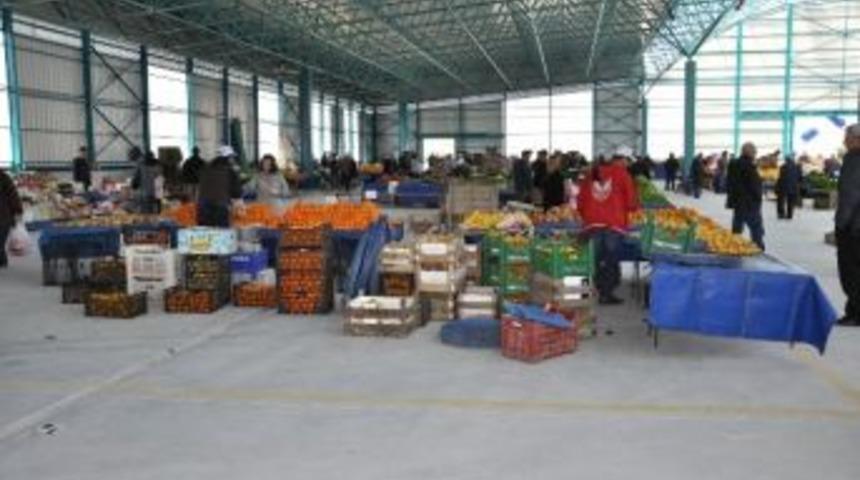 Dondurucu Kışta Pazar Keyfi