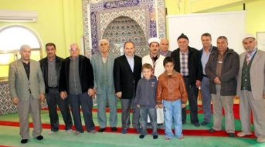 Tayini &Ccedil;ıkan İmama, Cemaatten Sevgi Seli