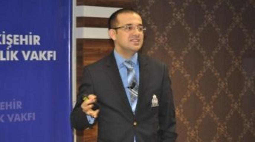 Eskişehir&rsquo;de &ldquo;iletişim Ve Sosyal Medya&rdquo; Konferansı
