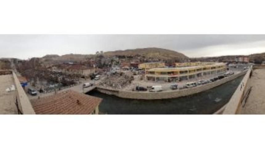 Darende&rsquo;de Eski İşyerleri Yıkımı Tamamlandı
