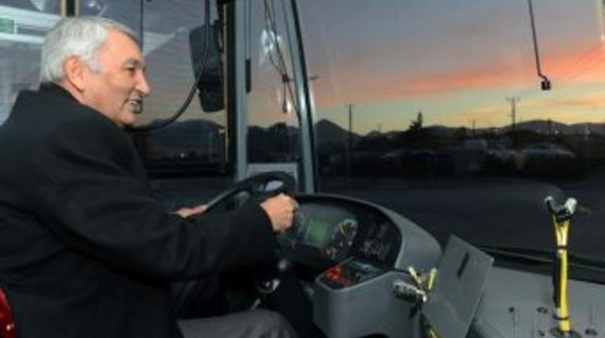 Isparta'da Metrob&uuml;s Şeklinde Otob&uuml;sler Hizmet Verecek