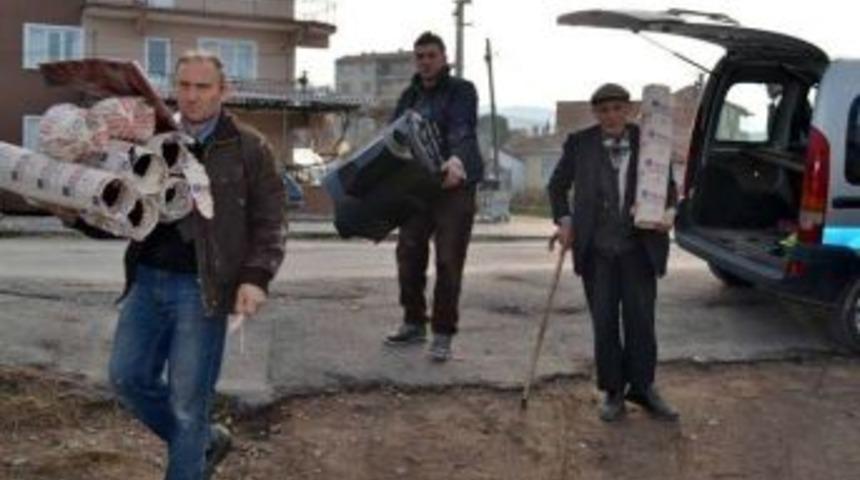 Sındırgı Belediyesi'nden Vatandaşlara Soba Yardımı