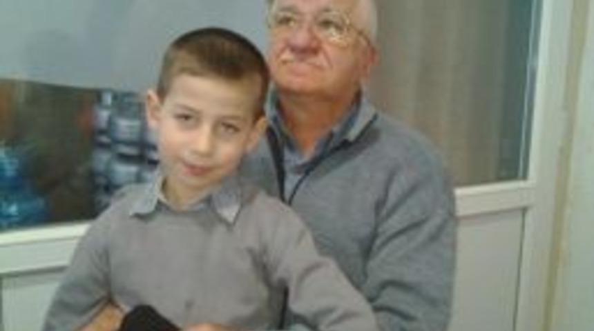 Buzlanan Yolda D&uuml;şen Yaşlı Adamın Kal&ccedil;a Kemiği Kırıldı