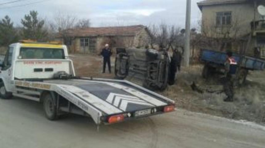 Konya&rsquo;da Otomobil Devrildi