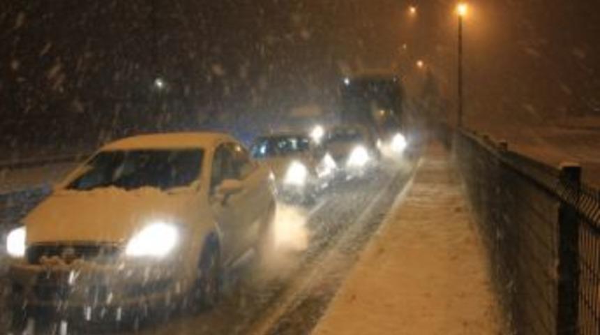 Bafra-Samsun Karayolu Kapandı