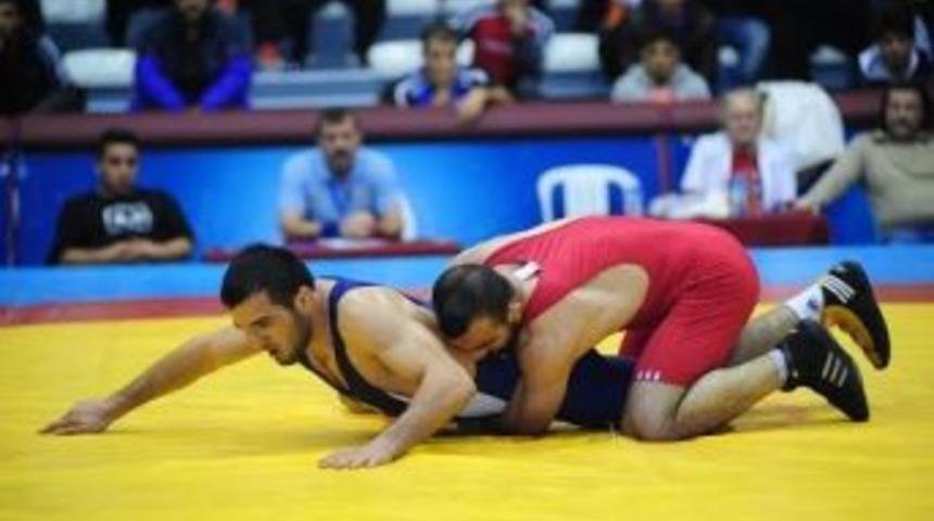 T&uuml;rkiye B&uuml;y&uuml;kler G&uuml;reş Şampiyonası