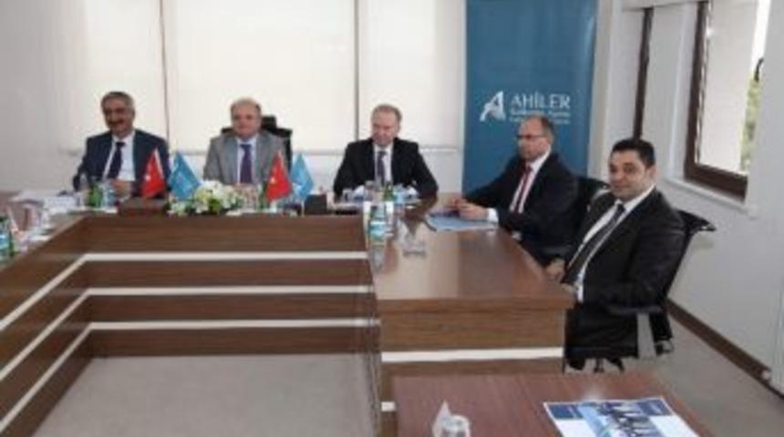 Ahika Y&ouml;netim Kurulu Toplantısı Niğde&rsquo;de Yapıldı