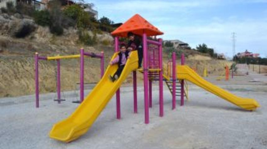 T&uuml;rkeli Mahallesi&rsquo;ne 10 D&ouml;n&uuml;ml&uuml;k &Ccedil;ocuk Parkı