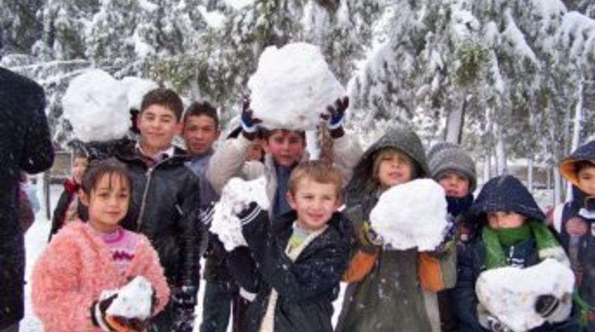 Hassa&rsquo;da Okullar Bir G&uuml;n Tatil Edildi