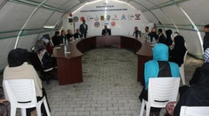 Şanlıurfa Gençlik Merkezi, Mülteci Kampını Ziyaret Etti
