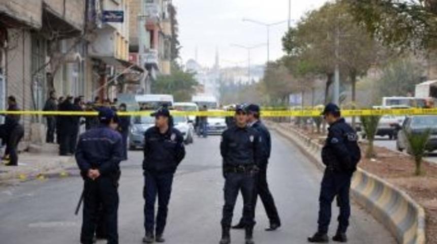 Suriyelilerin Bı&ccedil;aklı Kavgasında 3 Kişi Yaralandı