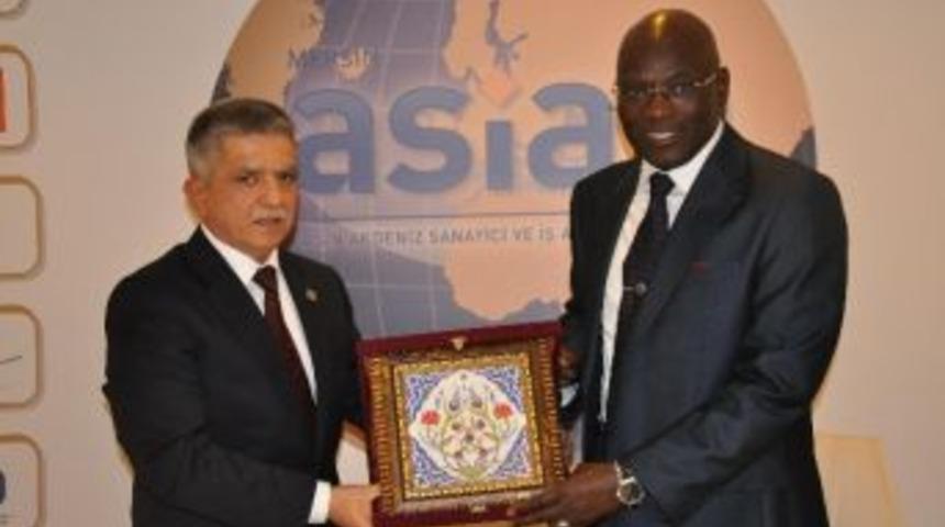 Senegal B&uuml;y&uuml;kel&ccedil;isinden Mersinli İşadamlarına &Ccedil;ağrı