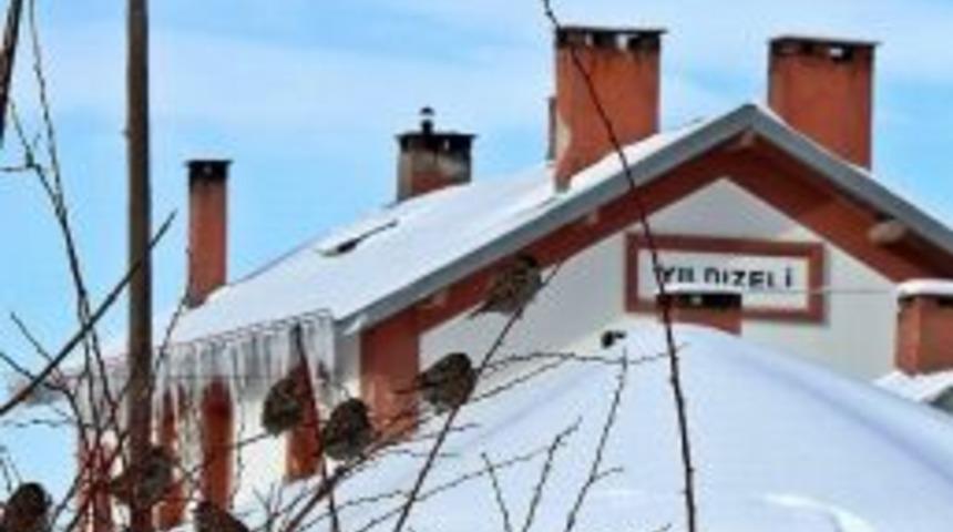 Yıldızeli'nde 50 K&ouml;y Yolu Ulaşıma Kapandı