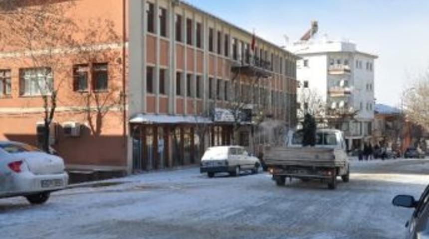 Emet Belediyesi Kışa Hazırlıklı Yakalandı