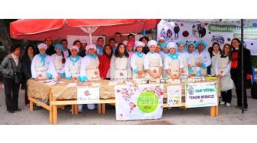 Seferihisar&rsquo;da &ldquo;toprak Ana G&uuml;n&uuml;&rdquo; Kutlandı