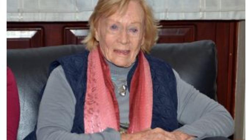 Caretta Carettaların Annesinden Vali G&uuml;ven&ccedil;er'e Ziyaret