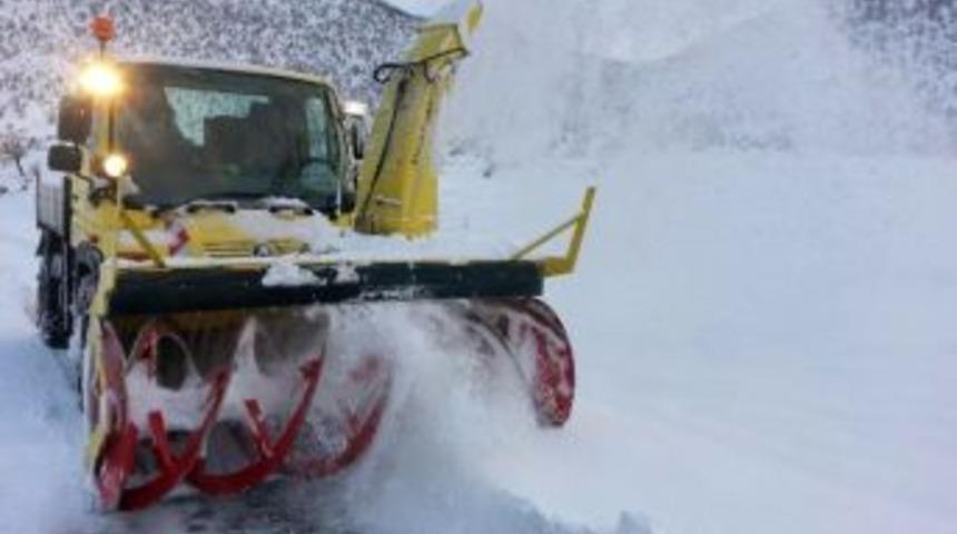 Siirt&rsquo;e Mevsimin İlk Karı Yağdı