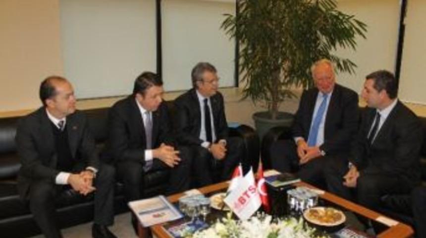 Macar İş Adamlarından İş Birliği &Ccedil;ağrısı