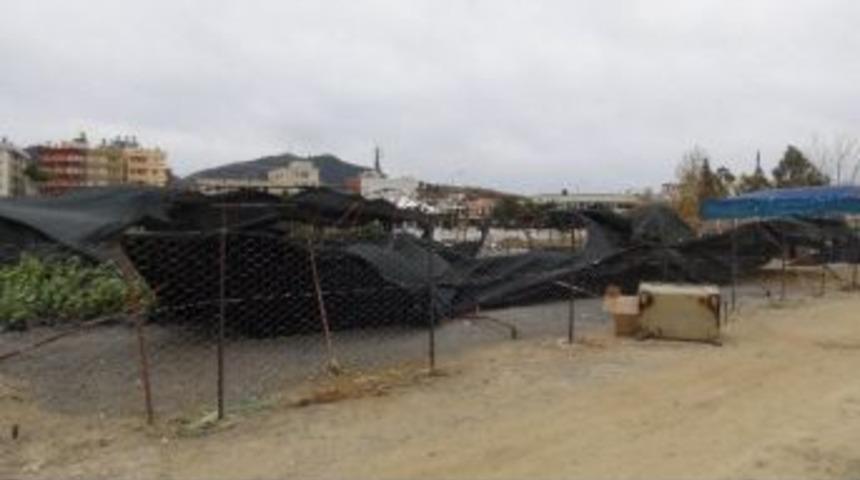 Gazipaşa Fırtınaya Teslim Oldu