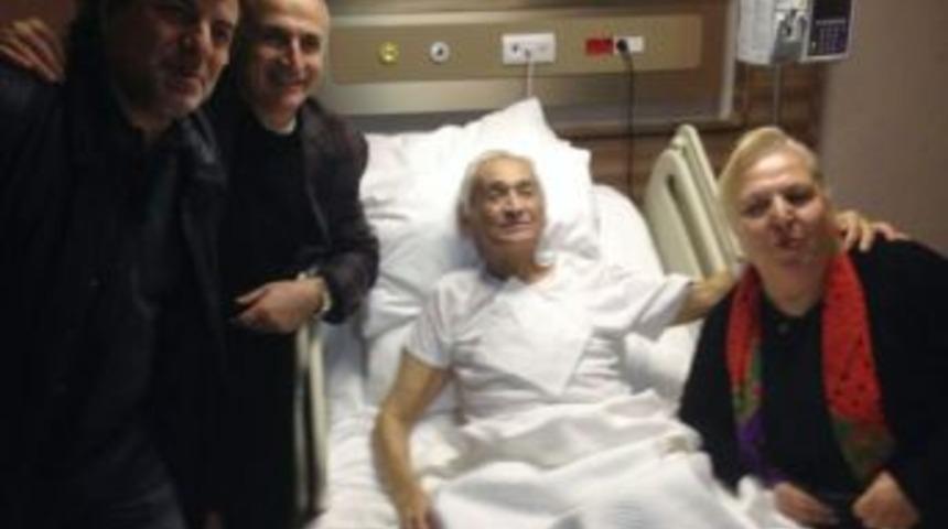 Adnan Şenses'in Hasta Yatağındaki Fotoğrafları