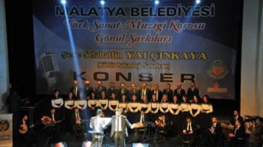 &lsquo;g&ouml;n&uuml;l Şarkıları&rsquo; Konseri İlgi G&ouml;rd&uuml;