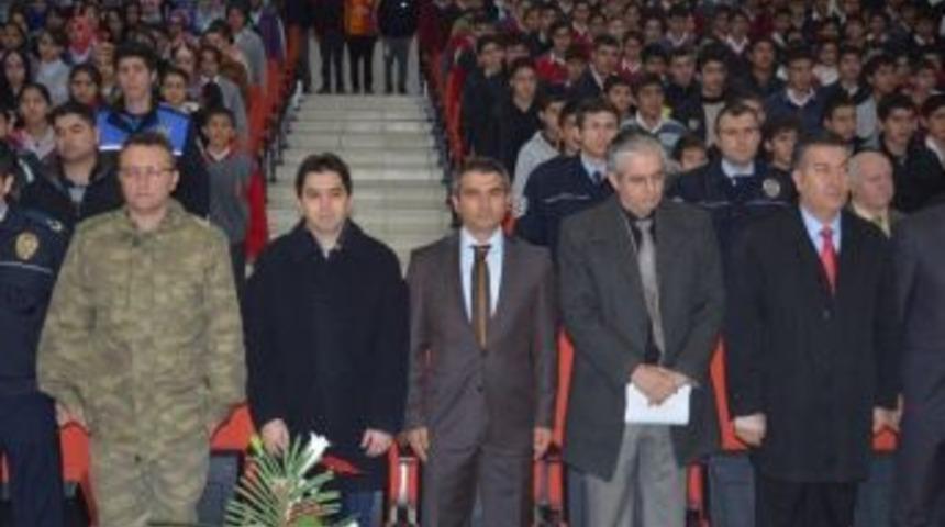 Şirvan İl&ccedil;esinde İnsan Hakları Konferansı Verdi