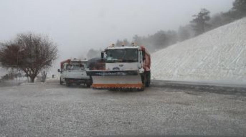 Sertavul Ge&ccedil;idinde Ulaşım Kontroll&uuml; Sağlanıyor