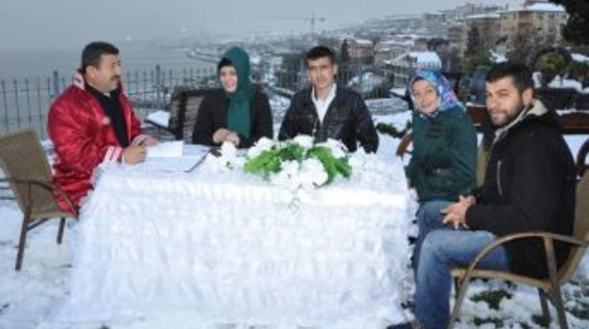 Başkan Karabacak'tan 11.12.13 S&uuml;rprizi