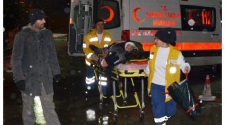 Otomobil Yayaya Çarptı: 1 Yaralı