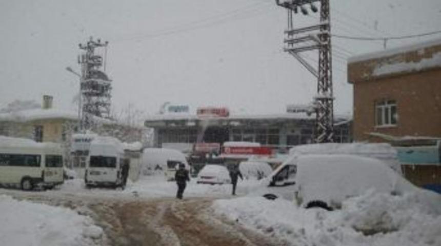 Siirt&rsquo;te Eğitime Kar Molası: Okullar 2 G&uuml;n Tatil