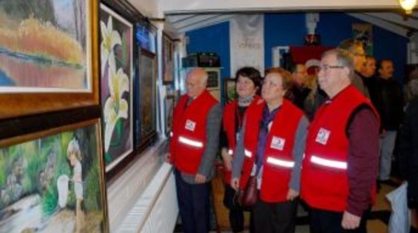 Kızılay Yararına Resim Sergisi