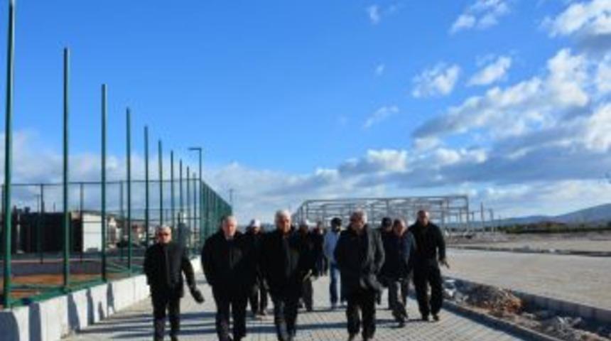 Muğla'da Sosyal Alan Inşaatı Devam Ediyor