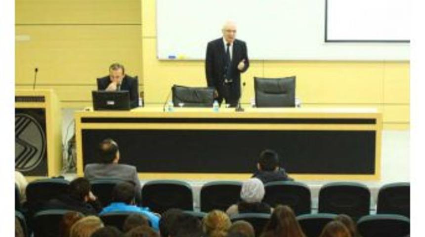 SAÜ'de Sanayi Semineri