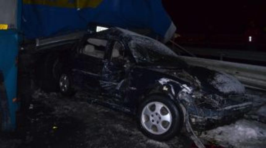 Sakarya'da 7 Ara&ccedil; Birbirine Girdi, Yol Savaş Alanına D&ouml;nd&uuml;