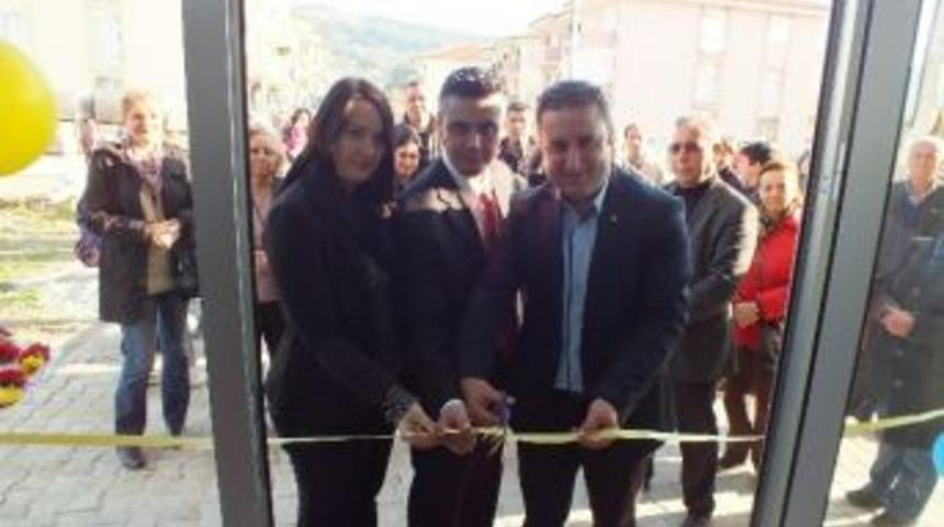 Sel&ccedil;uk'ta Yeni Girişimciden Market A&ccedil;ılışı