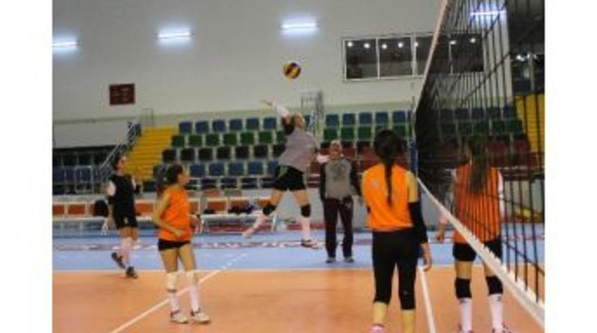 Pamukspor Bolu Belediyesi Ma&ccedil;ına Hazırlanıyor