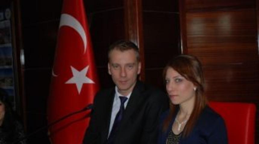 Nikahları &ldquo;11.12.13&rdquo;te Kıyıldı