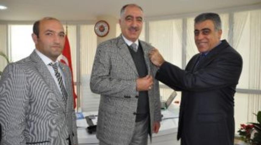 Boks&ouml;rlere Başarı Diledi