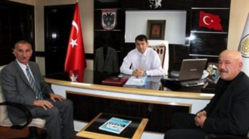 Altınyayla Muhtarlar Derneği&rsquo;nden, Ayhan&rsquo;a Ziyaret